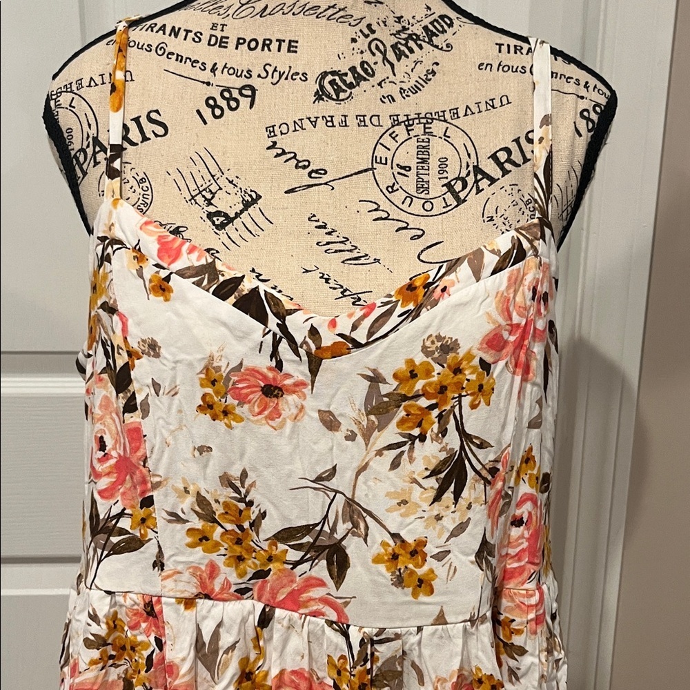 Torrid floral midi length, fully lined dress, size 1, 1X or 14/16 - Picture 4 of 9